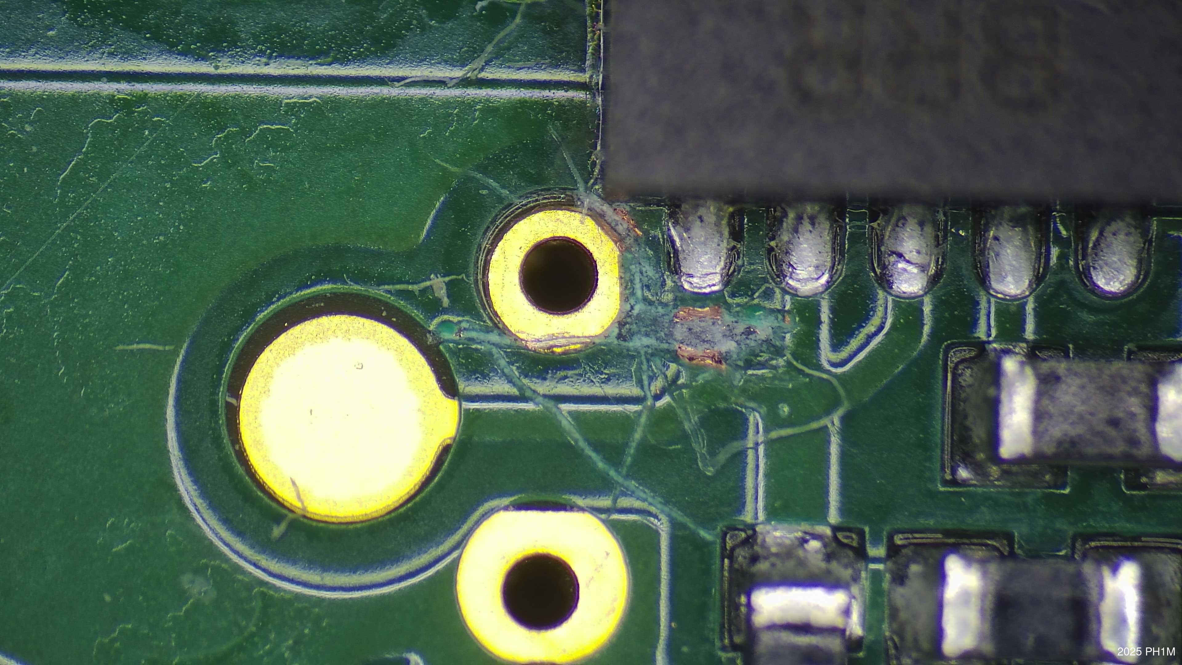 Trace from enable pin removed